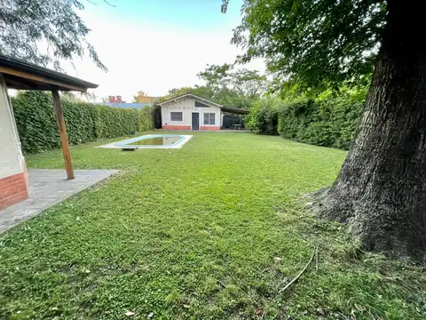 Casa 5 ambientes con 3 baños