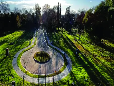 Terreno en  venta en semi Barrio Cerrado, San Isidro