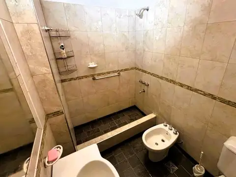 Casa en venta de 4 ambientes en Tapiales