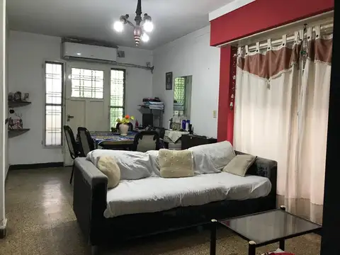 Casa en venta Temperley Este. Excelente ubicación OPORTUNIDAD!