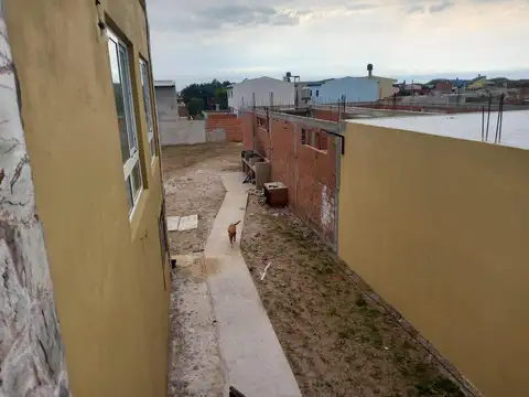 Edificio en venta de 5 dormitorios-7baños -800mts2 totales- San Clemente Del Tuyu