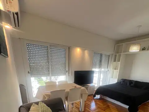 Alquiler de Luminoso Monoambiente, Apto Prof