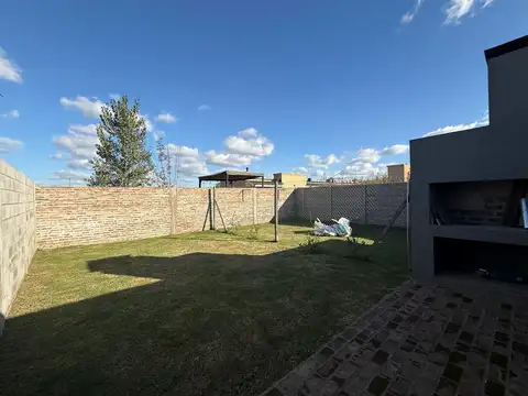 Areco - Venta departamento a estrenar 2 amb con jardin