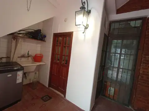 Depto Tipo Casa en Venta 40 años