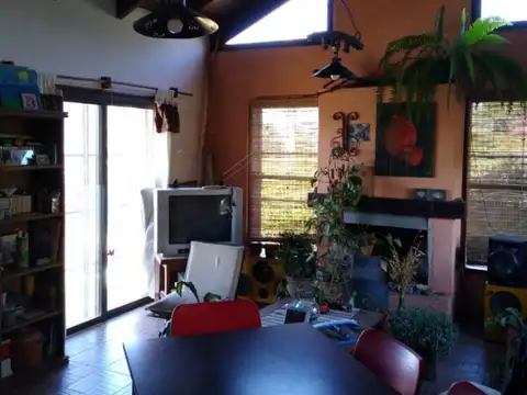 Potrero de Garay- Hermoso chalet con vistas a las sierras en venta