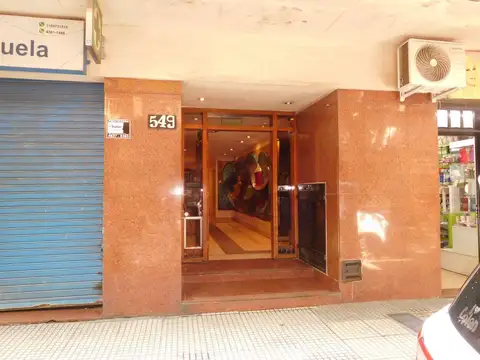 Olavarria 500, Piso 2