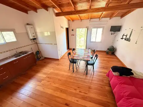 Hotel en Venta en Villa Santa Cruz del Lago, USD 185.000