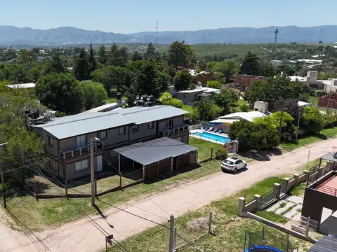 Hotel en Venta en Villa Santa Cruz del Lago, USD 185.000