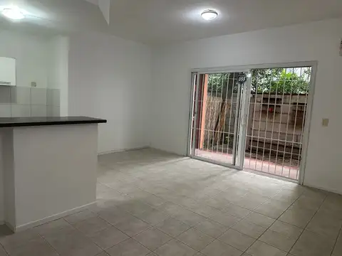 Departamento en Alquiler en Pilar Centro, $ 750.000