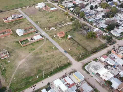 Terreno - Cesar Diaz - Mzn 77B Lote 11 - Loteo San Felipe