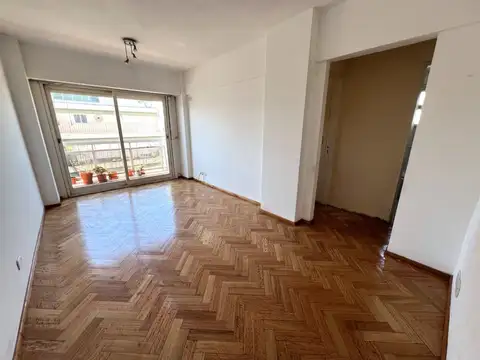 DEPARTAMENTO 3 AMBIENTES LAVADERO BALCON BAULERA