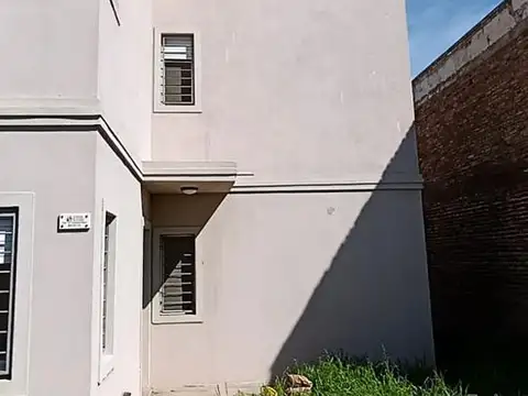 Casa en Venta en Granadero Baigorria, USD 125.000