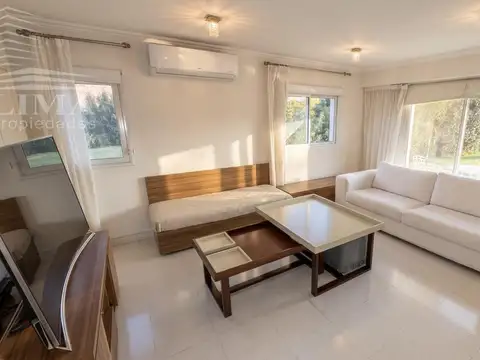 Funes Hills - Miraflores