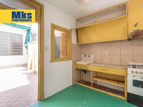Depto Tipo Casa en Venta 80 años