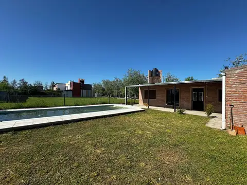 Casa en Venta en Roldan, USD 82.000