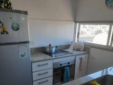 Departamento en Alquiler en Abasto, $ 950.000