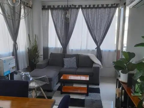 Av. Corrientes 3300, Piso 14