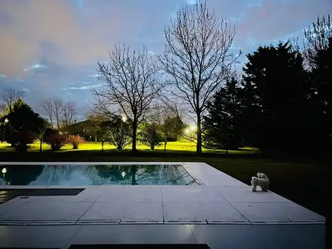 Casa en Alquiler en Ayres De Pilar, $ 7.000
