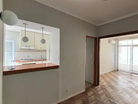 VENTA DEPARTAMENTO 4 AMBIENTES CON DEPENDENCIA EN CABALLITO