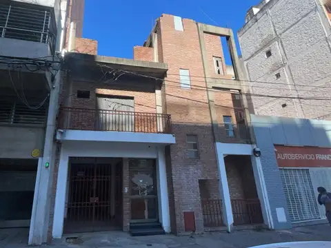 Av. Francia al 900