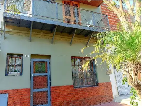 VENTA PH 4 AMBIENTES WILDE - PERMUTAS