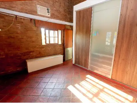 Depto Tipo Casa en Venta de 4 ambientes