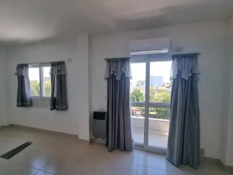 Arturo Illia 1000, Piso 5