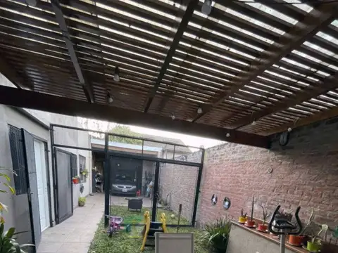 Depto Tipo Casa en Venta de 3 ambientes