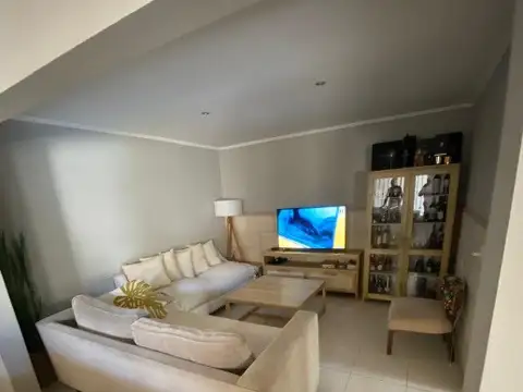 Casa en Venta en Moron, USD 290.000