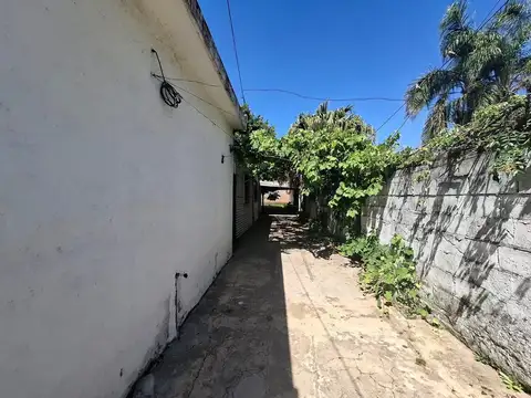 Terreno en Venta en Bernal, USD 65.000