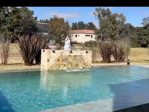 Casa en Venta en Saint Thomas, Countries y Barrios Cerrados en Ezeiza
