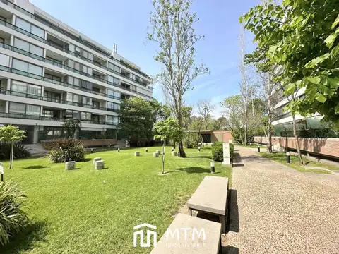 Departamento en Venta en Refinerías, USD 375.000