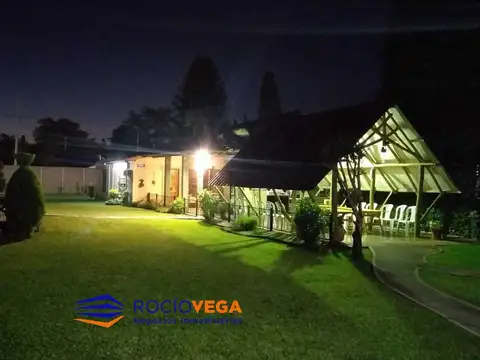 Casa quinta a la venta en La Reja