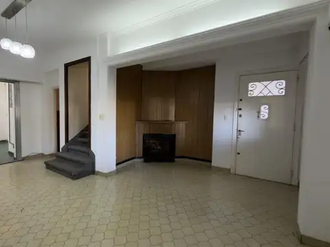 Salvador Maria del Carril al 4300
