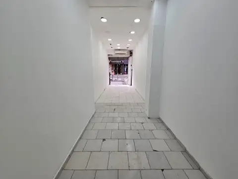 VILLA BALLESTER CENTRO: LOCAL SOBRE ALVEAR  3 X 11 A METROS