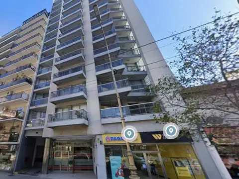 Excelente departamento de 2 ambientes, al frente con balcón