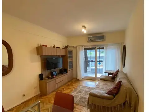 Av. Elcano 3000, Piso 1