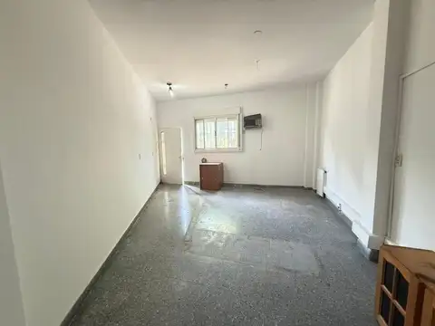 Local en Alquiler 35 años