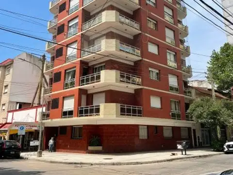 Venta Departamento de 2 ambientes en Miramar . Edificio Almar VII