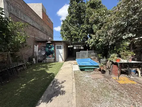 Casa 2 dormitorios zona oeste