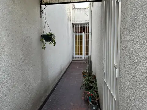 José Pedro Varela 5620 , Piso PB