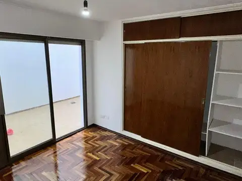Departamento con doble balcon en alquiler