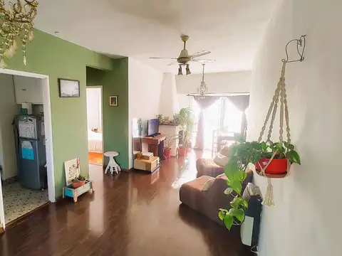 Calle José María Paz 1100