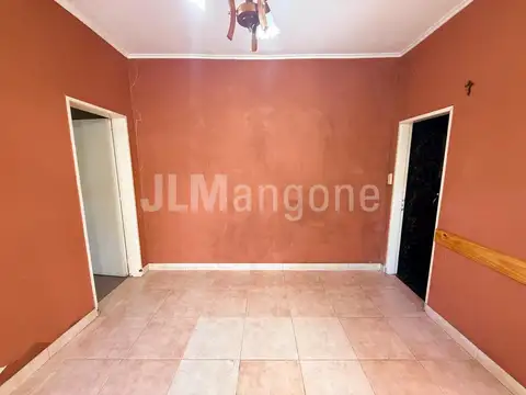 Depto Tipo Casa en Venta de 1 dormitorio