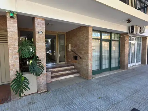 VENTA COCHERA FIJA Y CUBIERTA CHACARITA