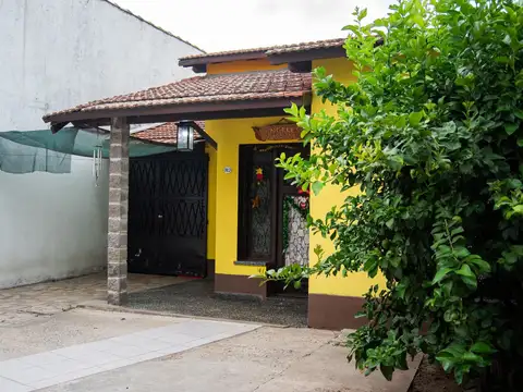 CASA EN VENTA  LAVALLOL