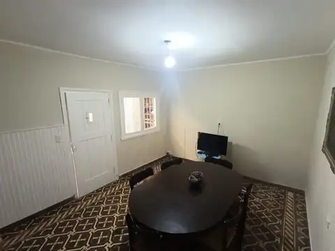 Depto Tipo Casa 3 ambientes con 1 baño