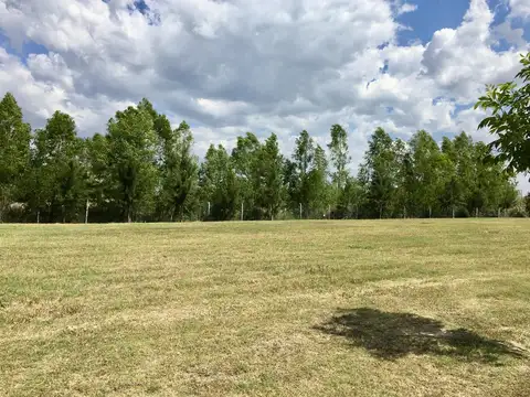 Terreno en Venta, FOT 0,45