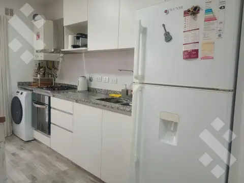 Depto Tipo Casa en Alquiler con 1 cocheras