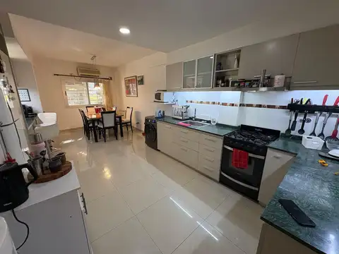 Departamento en Alquiler con 1 cocheras